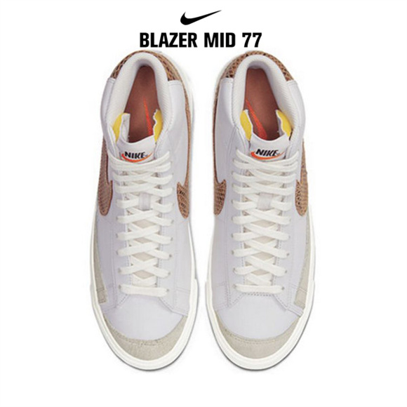 Blazer Mid '77白 棕色蛇紋2